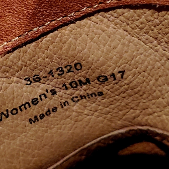 TRASK Alexa Ankle Boots - Picture 2 of 12